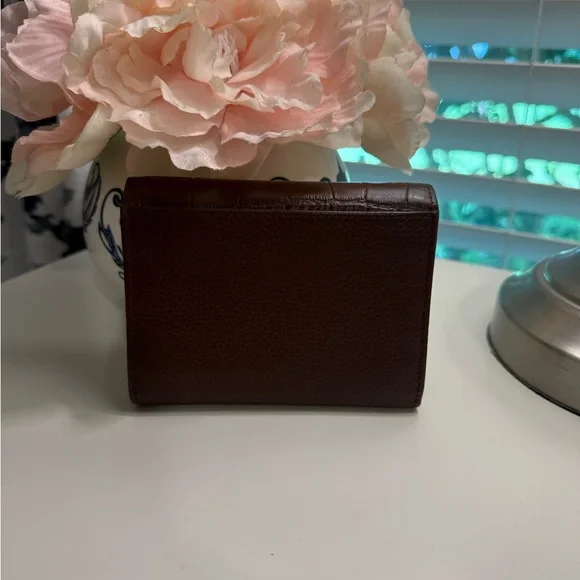 RADLEY LONDON Brown Croc-Embossed Wallet Timeless Design - Picture 2 of 4
